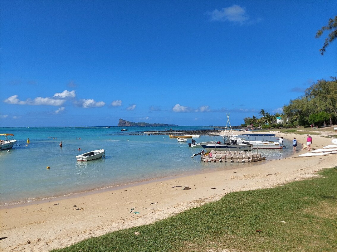 Bain Boeuf Public Beach景点图片