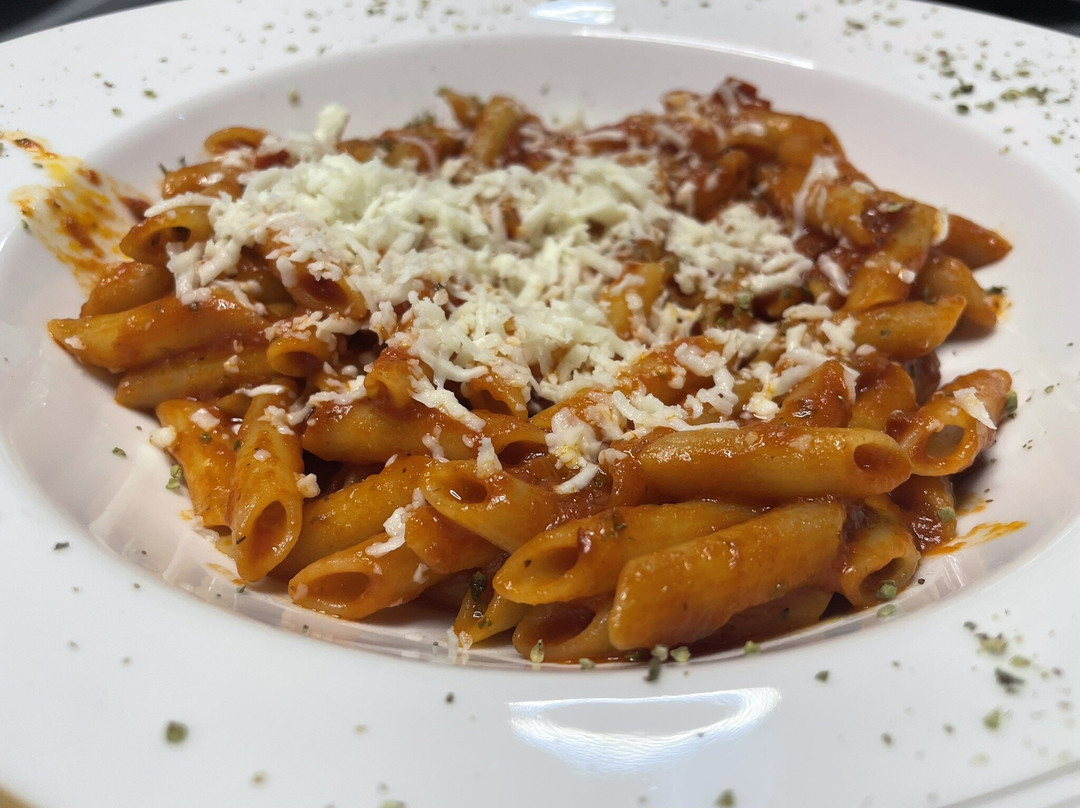 Alov Restaurant & Bar