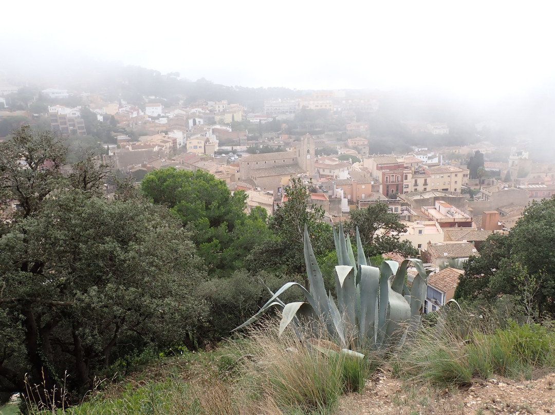 Castell de Begur景点图片