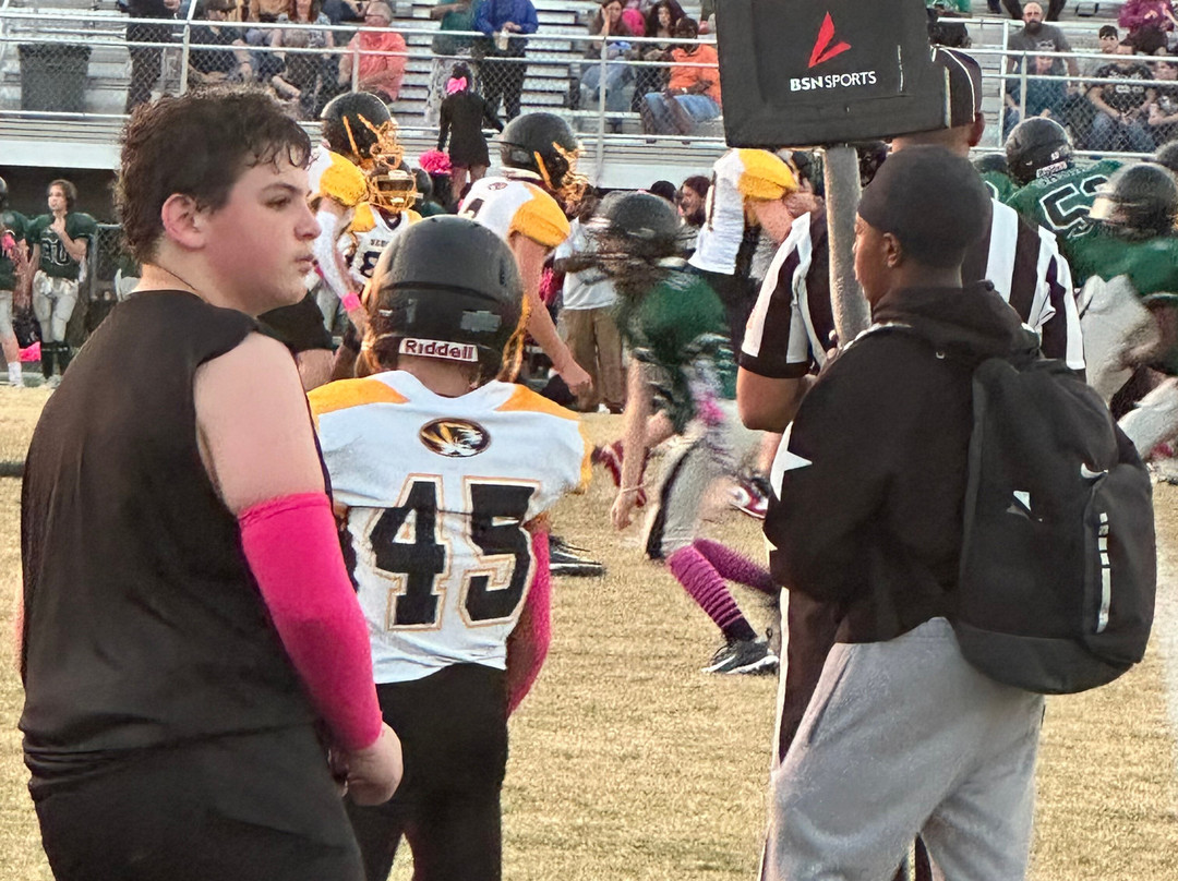 Hernando Football Stadium景点图片