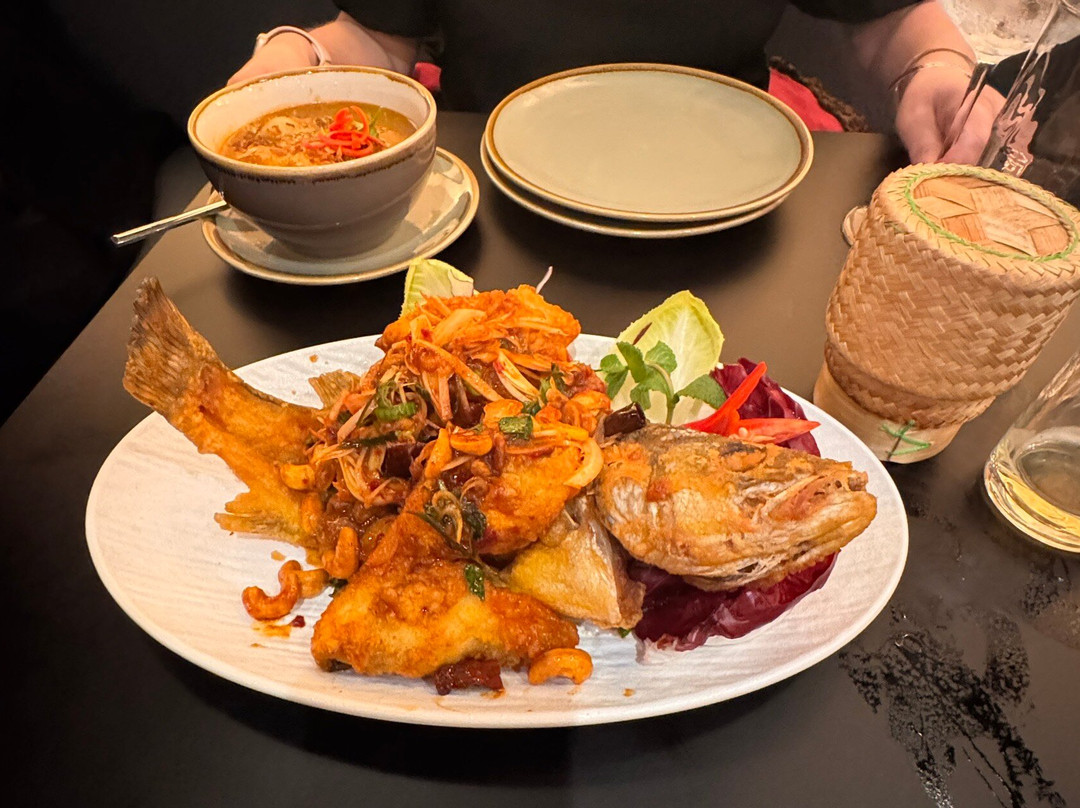 Lam Nam Moon Thai Restaurant
