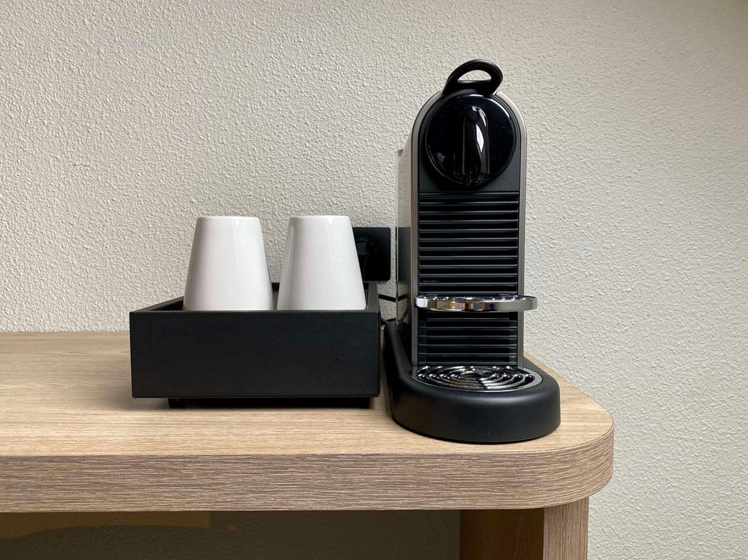 钟楼埃克斯勒班酒店主图