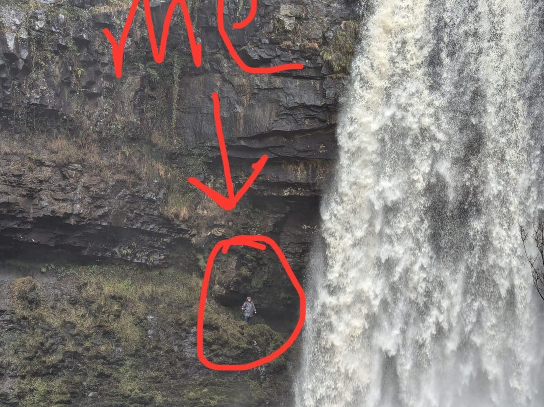 Henrhyd Falls-Coelbren必去景点