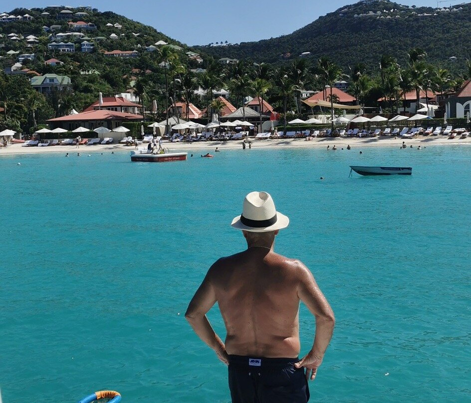 Seven Marine Charters-Cupecoy Bay必去景点