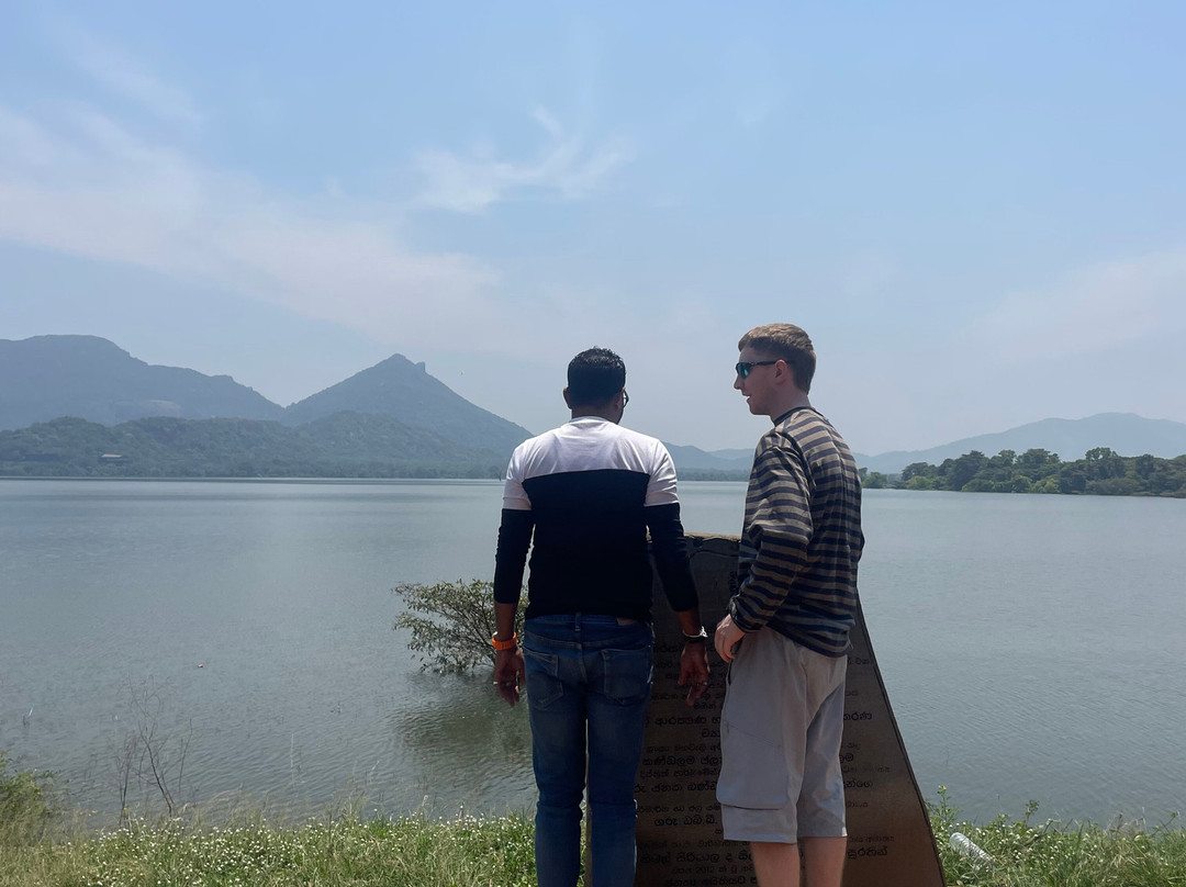 Kandycitytuktuk-康提必去景点