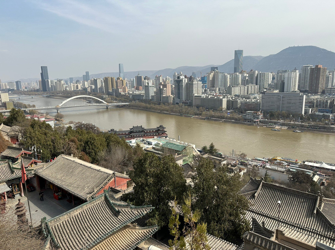 兰州白塔山景点图片