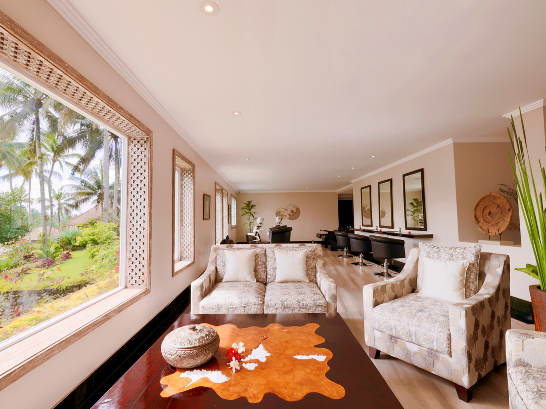 曼吉斯旅游景点-莲巴水疗