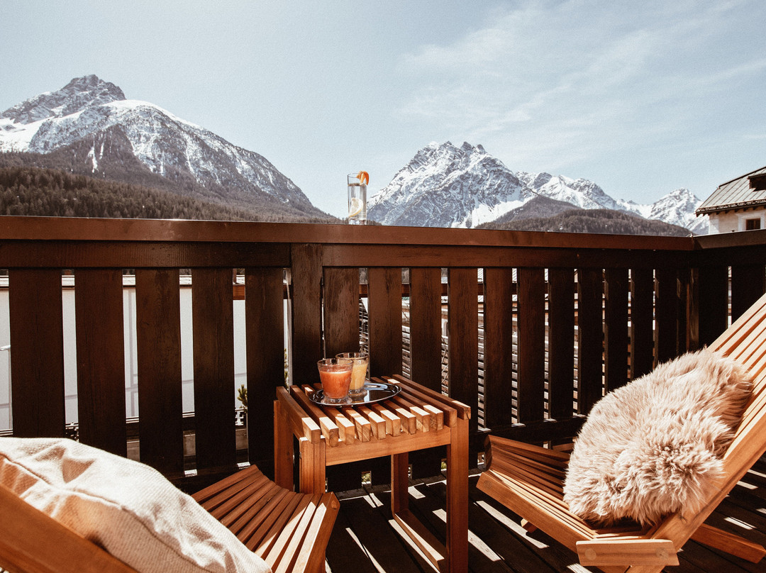 Hotel Üja Scuol