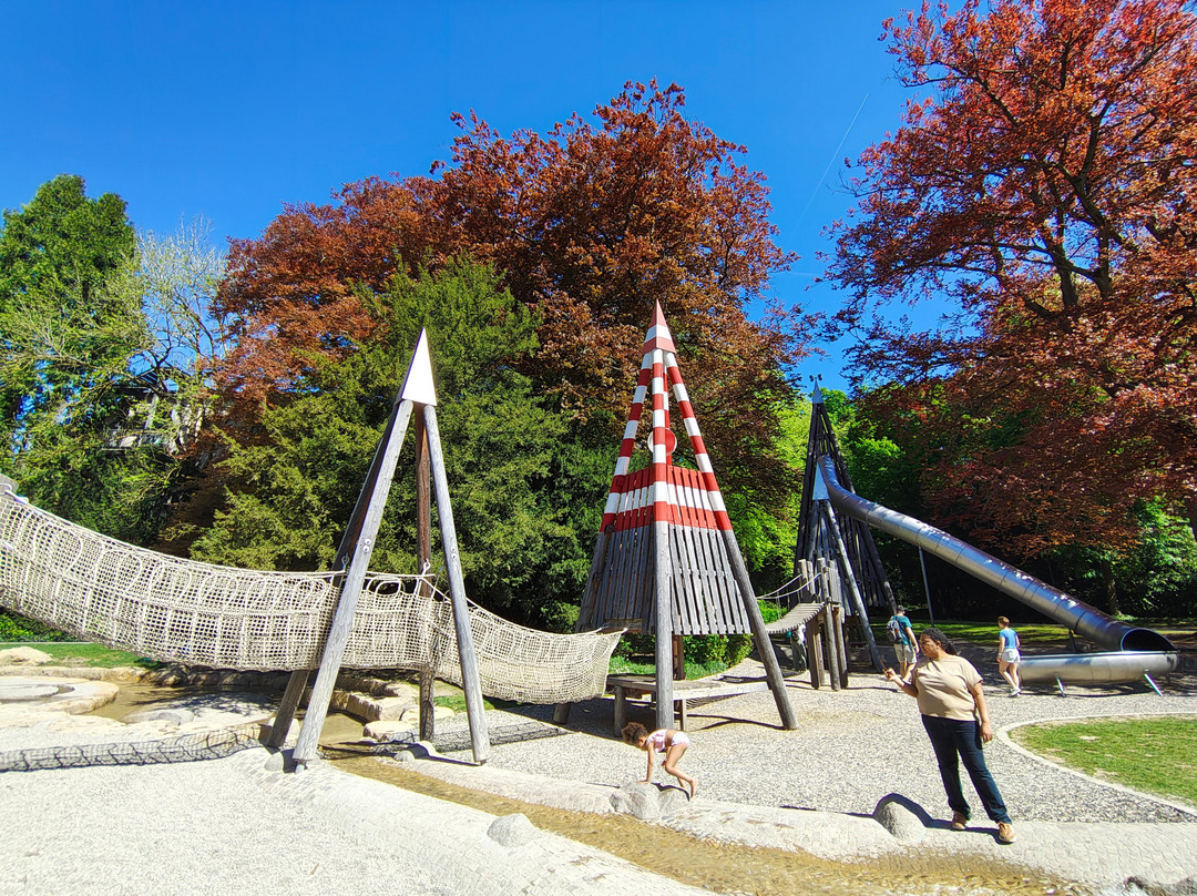 Playground Avenue Monterey - Pirate Ship-卢森堡城必去景点