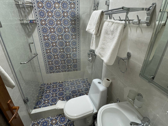 Registon Saroy Hotel主图