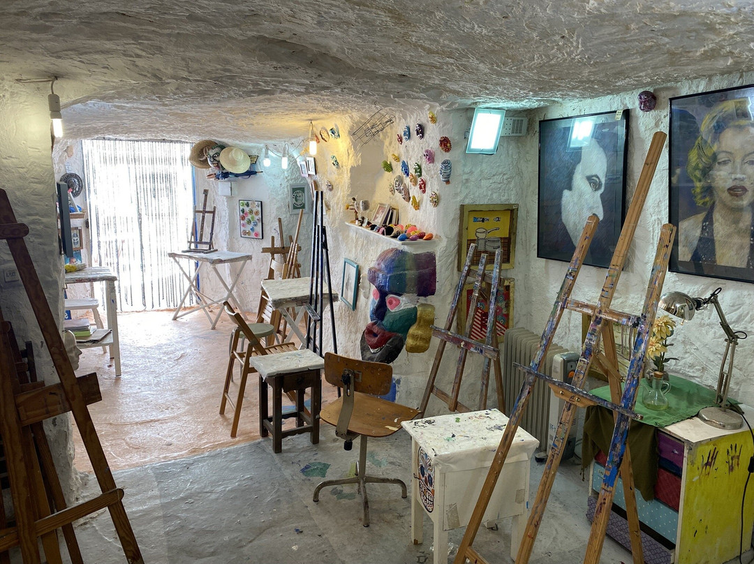 Cuevas del Rodeo de Rojales-罗哈莱斯必去景点