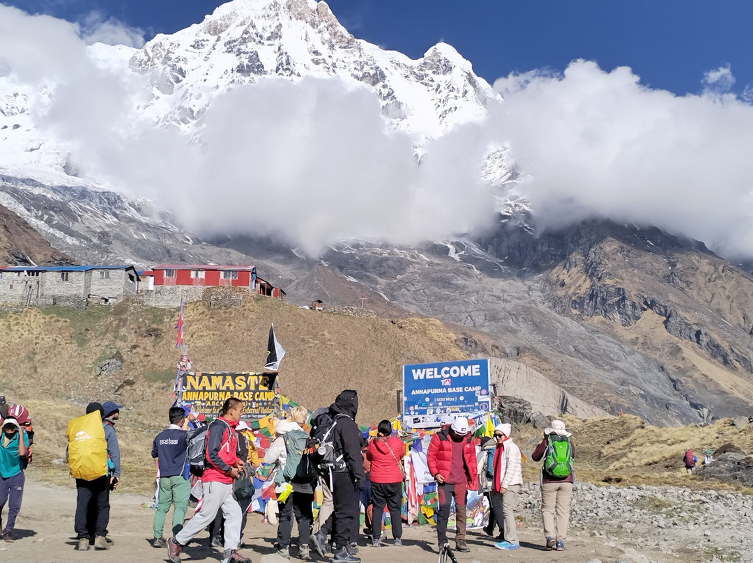 Mountain World Treks - Day Tours景点图片