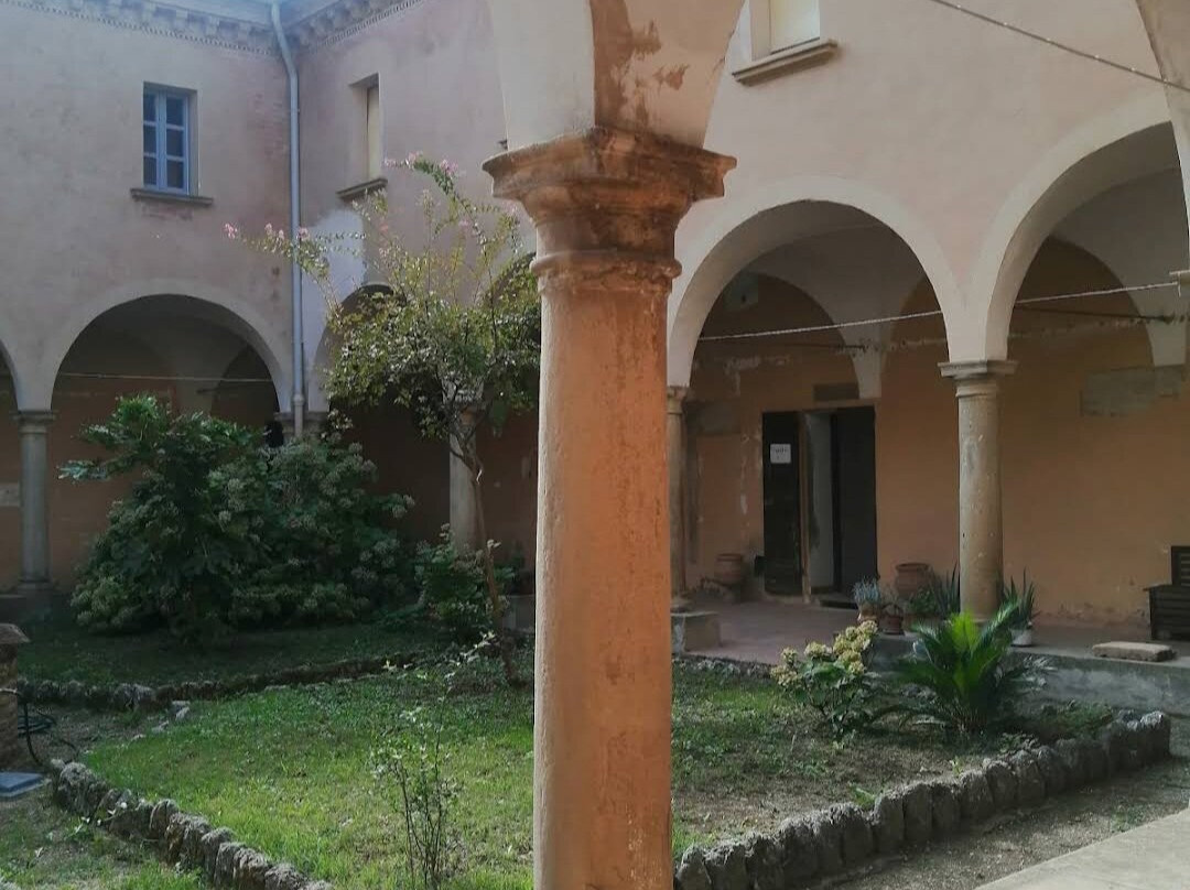 Abbazia di Santa Cecilia della Croara-萨韦纳河畔圣拉扎罗必去景点
