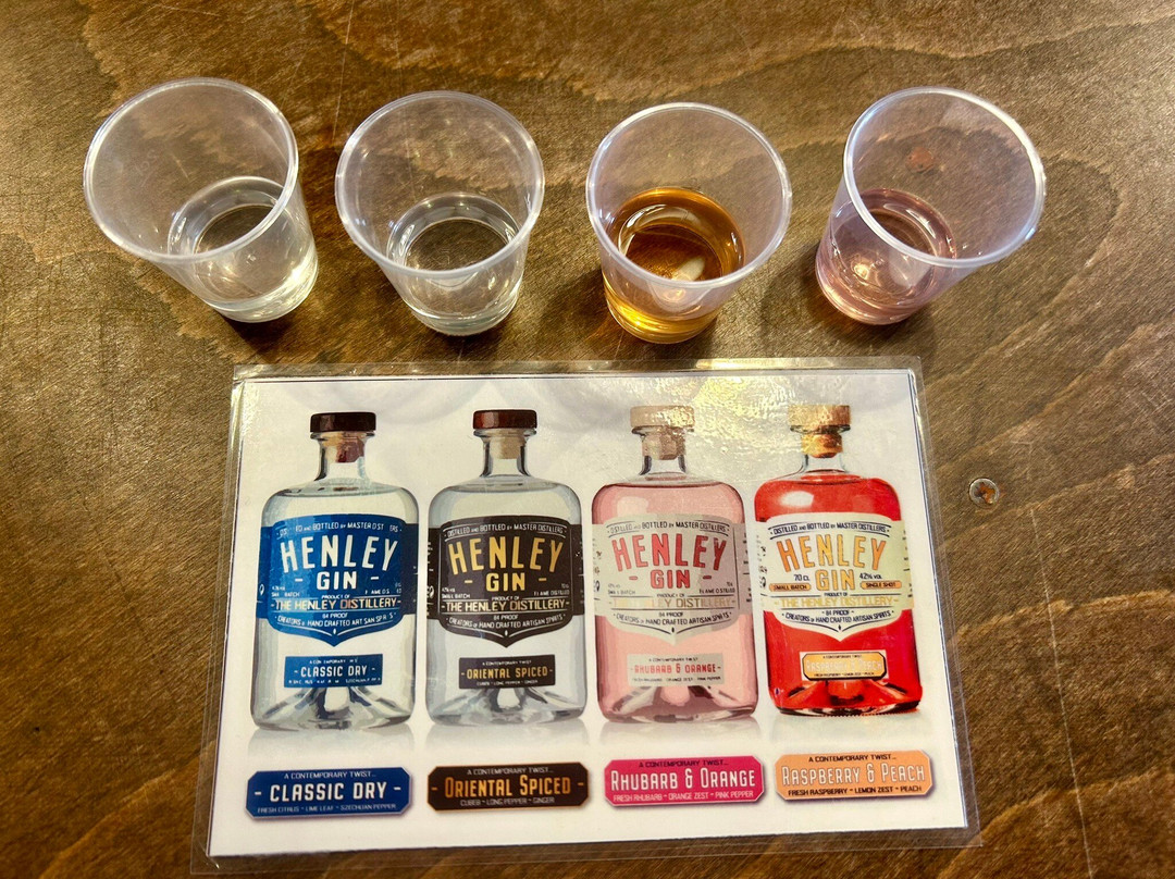 The Henley Distillery Gin Experience景点图片