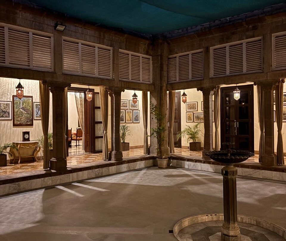 Nilambag Palace Hotel主图