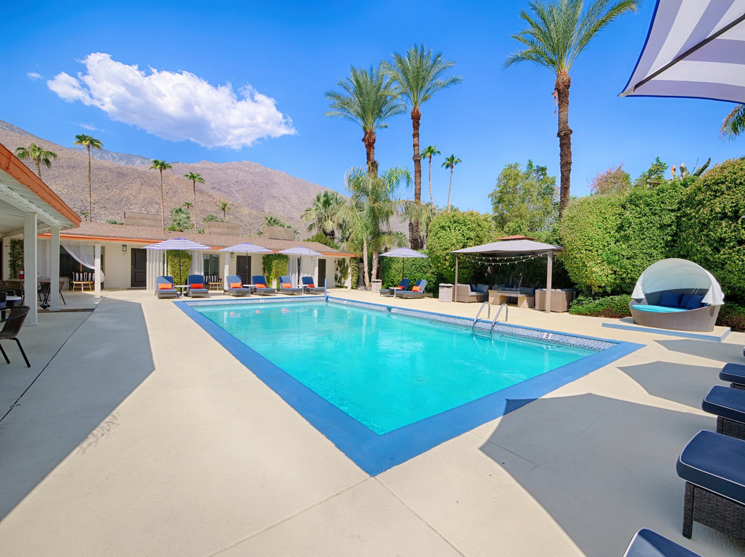 小天堂酒店主图