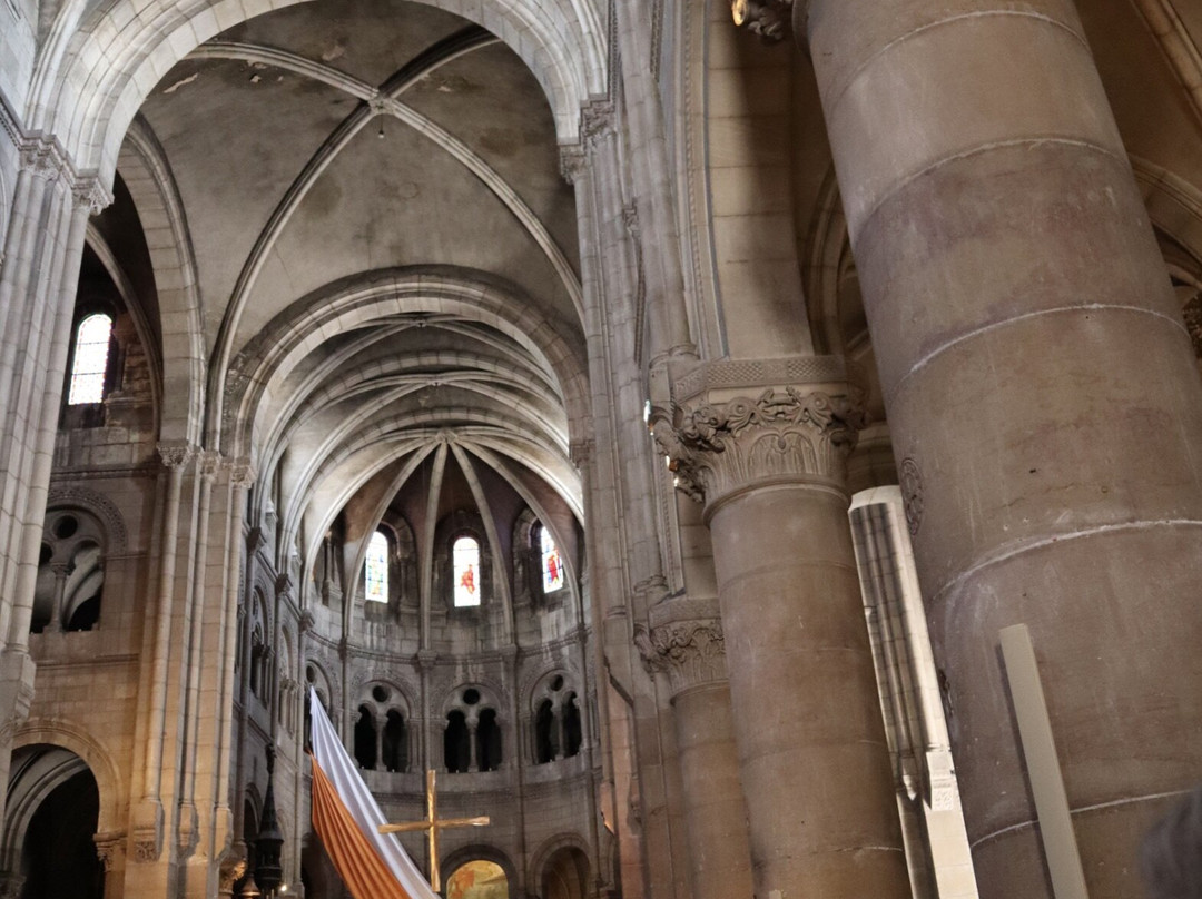 Eglise Cathedrale Saint-Vincent-梅肯必去景点