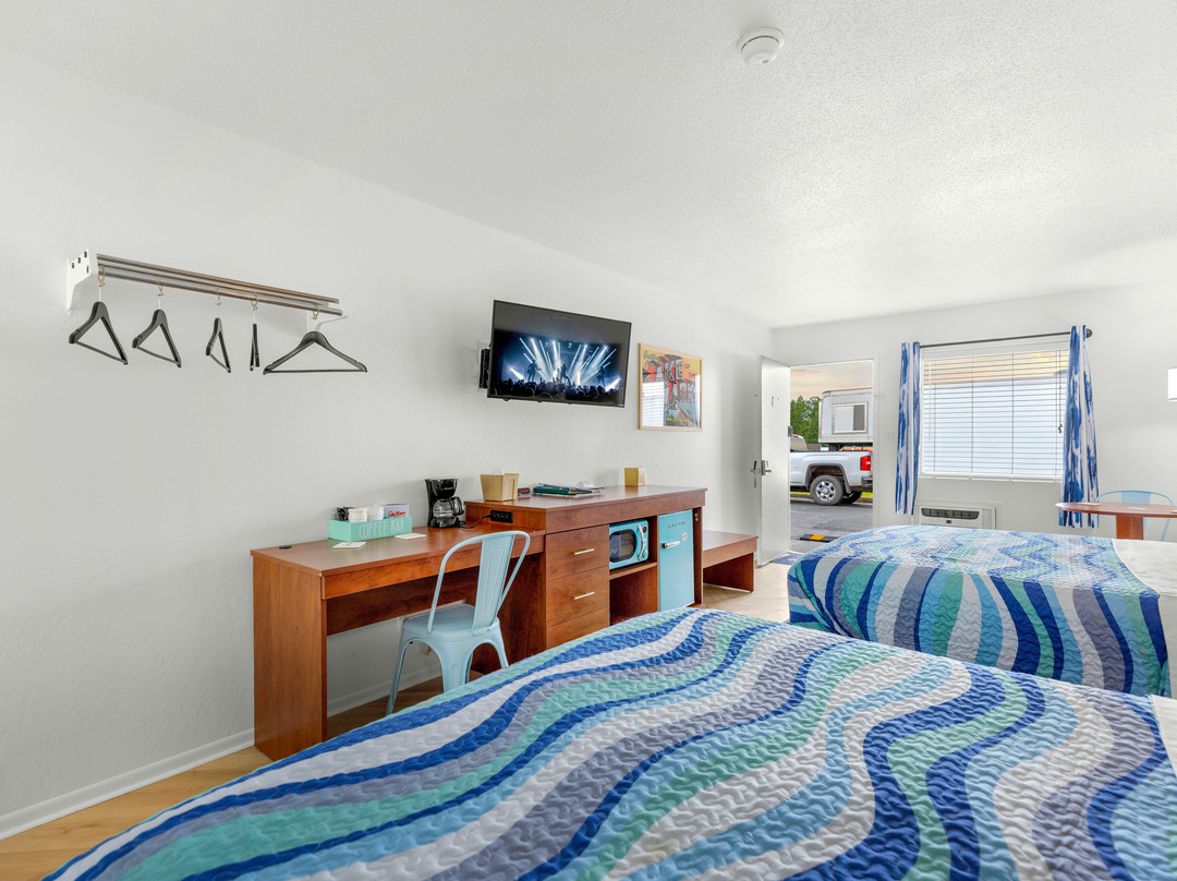 The Lake House Inn主图