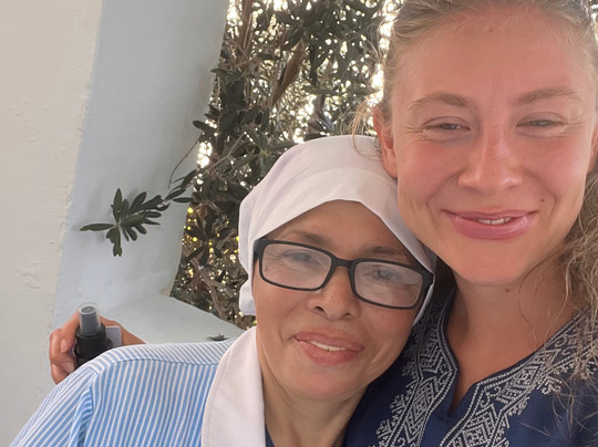 新巴达旅馆主图