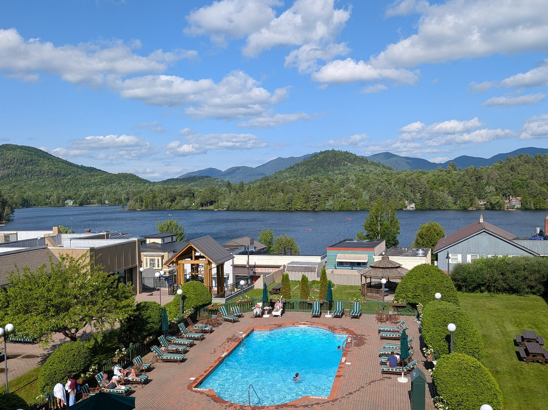 High Peaks Resort主图