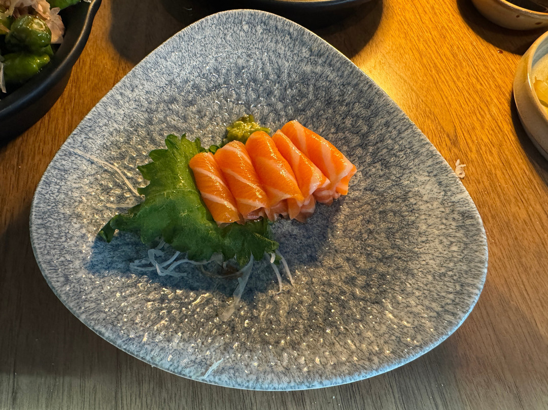 Aker Restaurant And Lounge