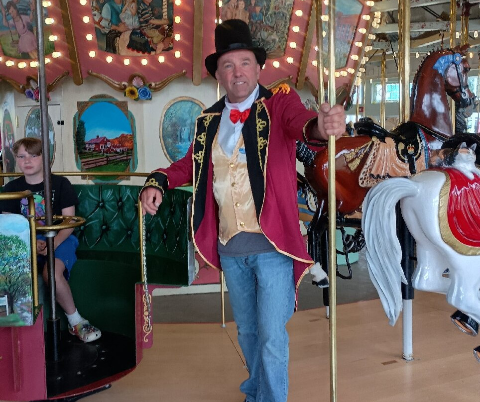 The Berkshire Carousel-皮茨菲尔德必去景点