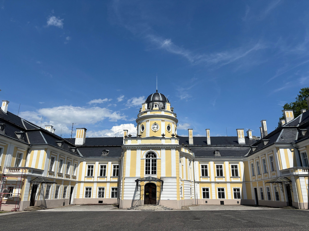 Castle Silherovice-Opava必去景点