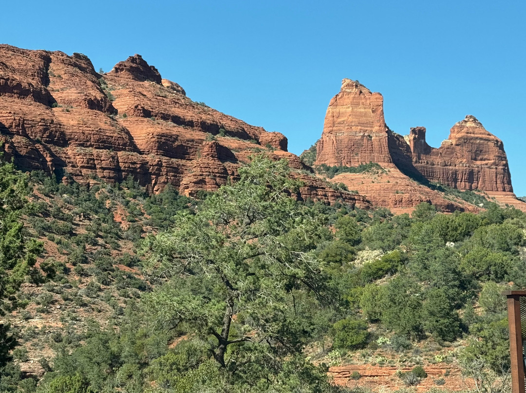 The Cliffs Sedona主图