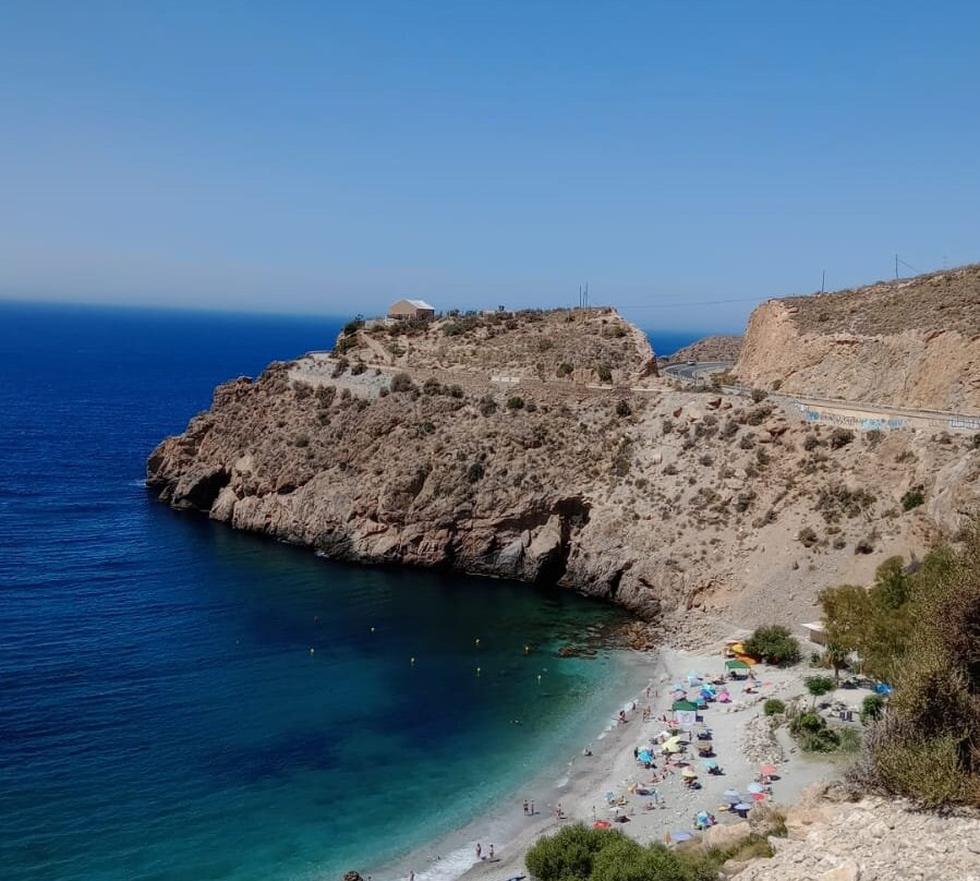 Playa Rijana-Castell de Ferro必去景点