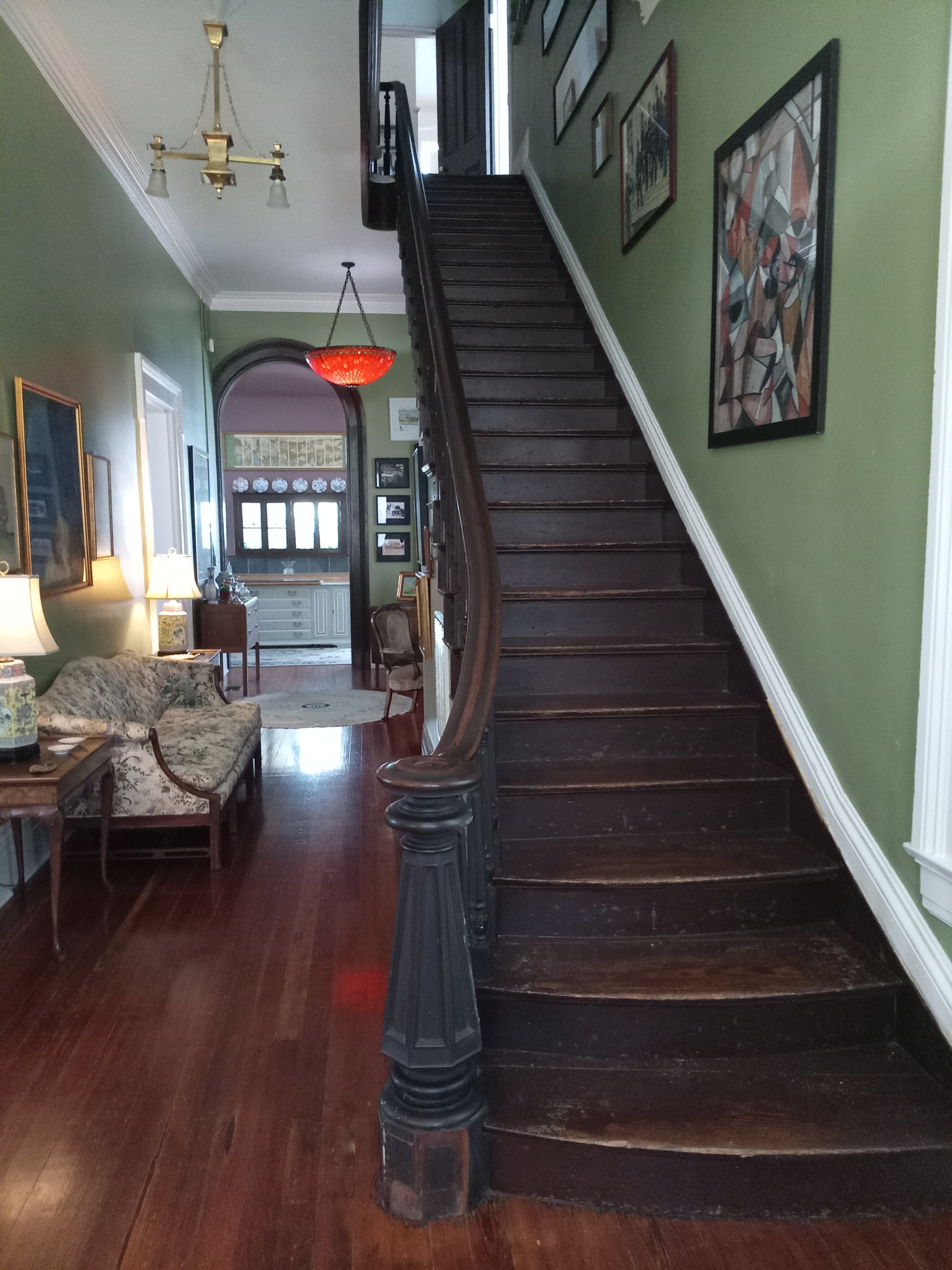 Bazsinsky House-官方