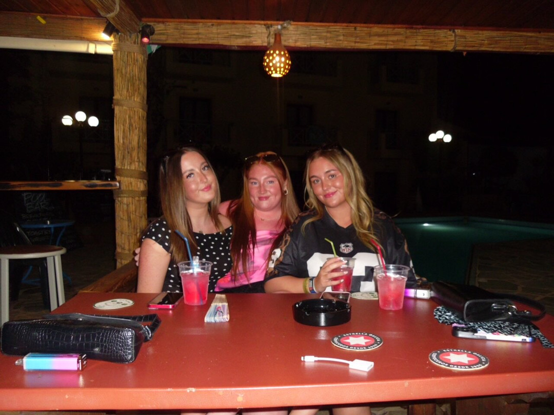 Eltina Apartments主图