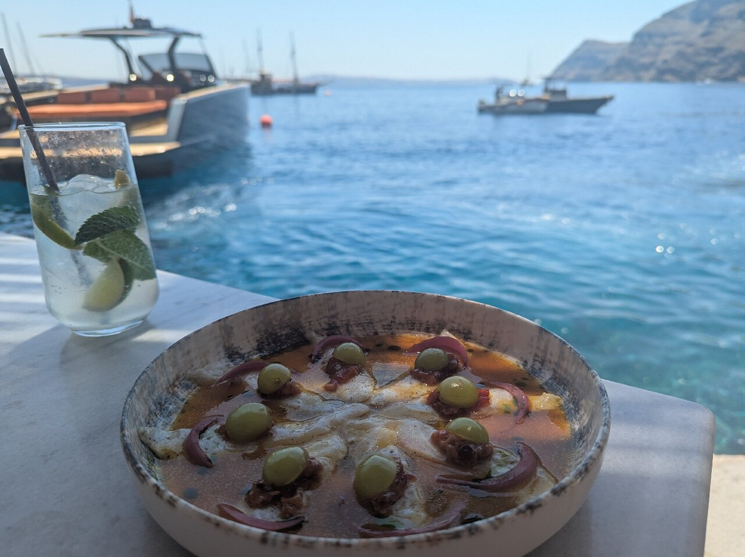 Qhera-锡拉夏岛必去景点