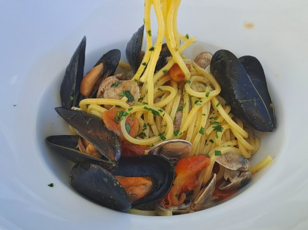 La Conchiglia-朱利亚诺瓦必去景点