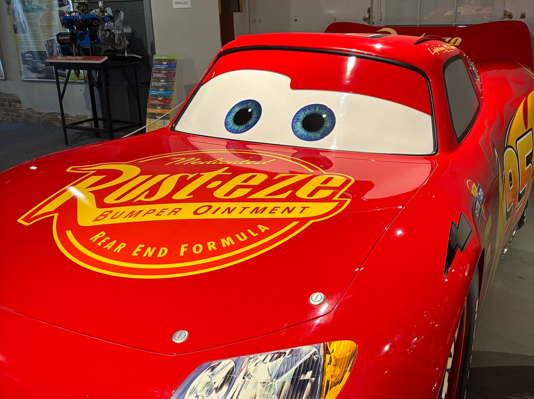 Canadian Automotive Museum-奥沙瓦必去景点