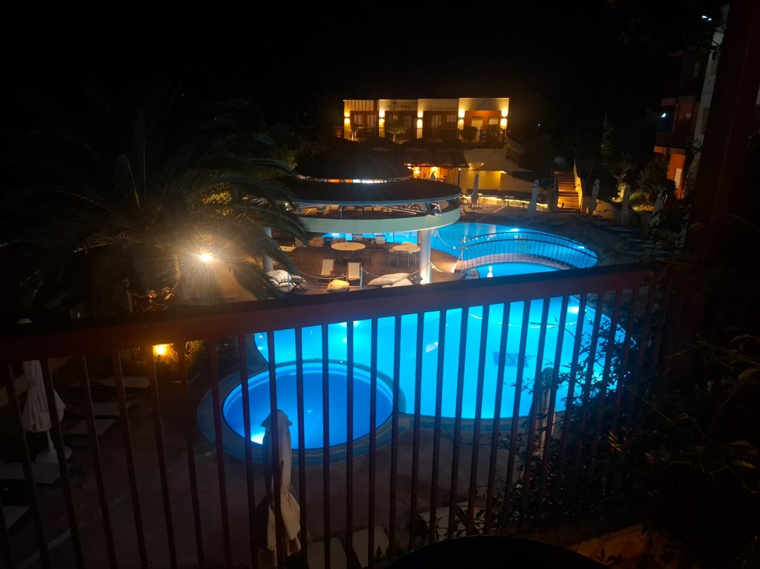 Ambassador Hotel Thessaloniki主图