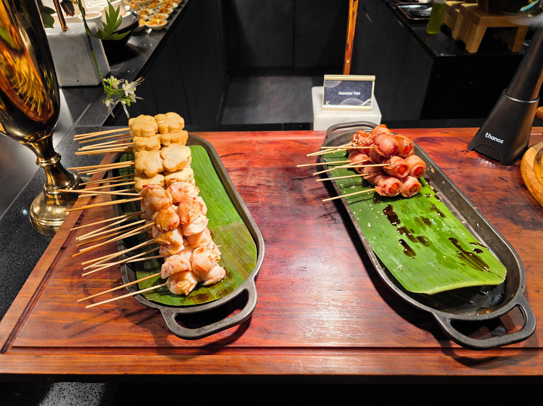 KUROMA Buffet & Dining