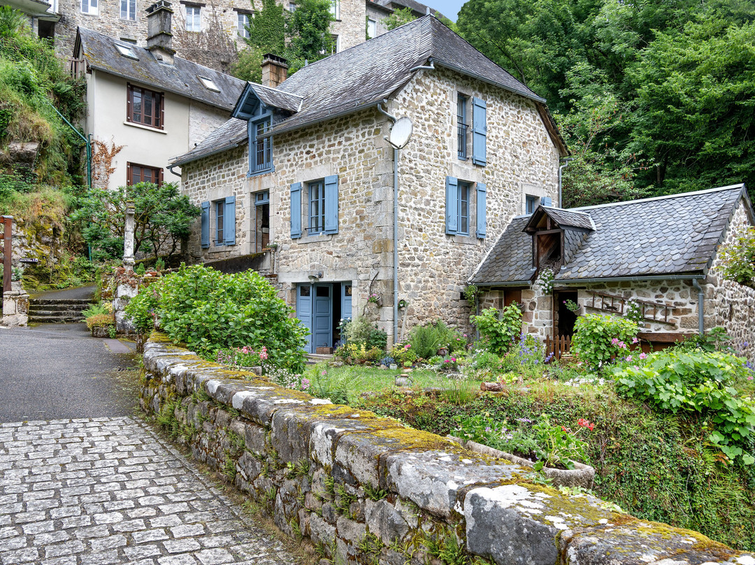 Pont Du Péage-Gimel-les-Cascades必去景点