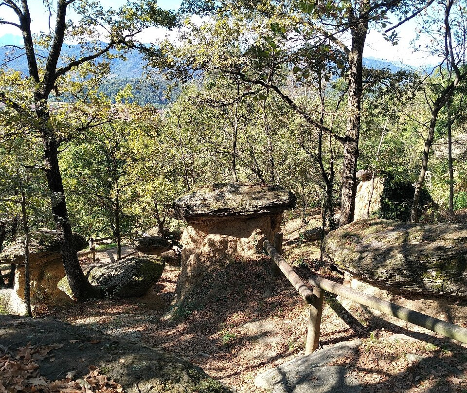 Riserva Naturale dei Ciciu del Villar-Villar San Costanzo必去景点