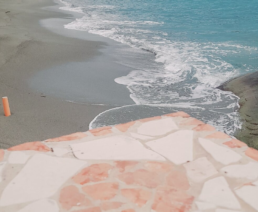 Spiaggia di Cava dell'Isola-福里奥必去景点