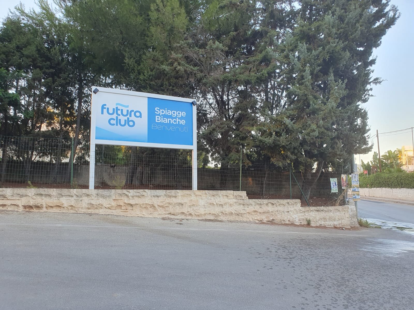 Futura Club Spiagge Bianche-官方