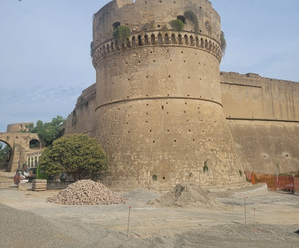 Castello di Carlo V-克罗托内必去景点