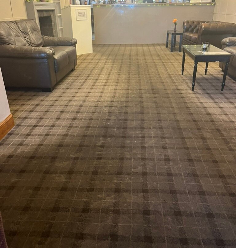 金斯伍德酒店主图