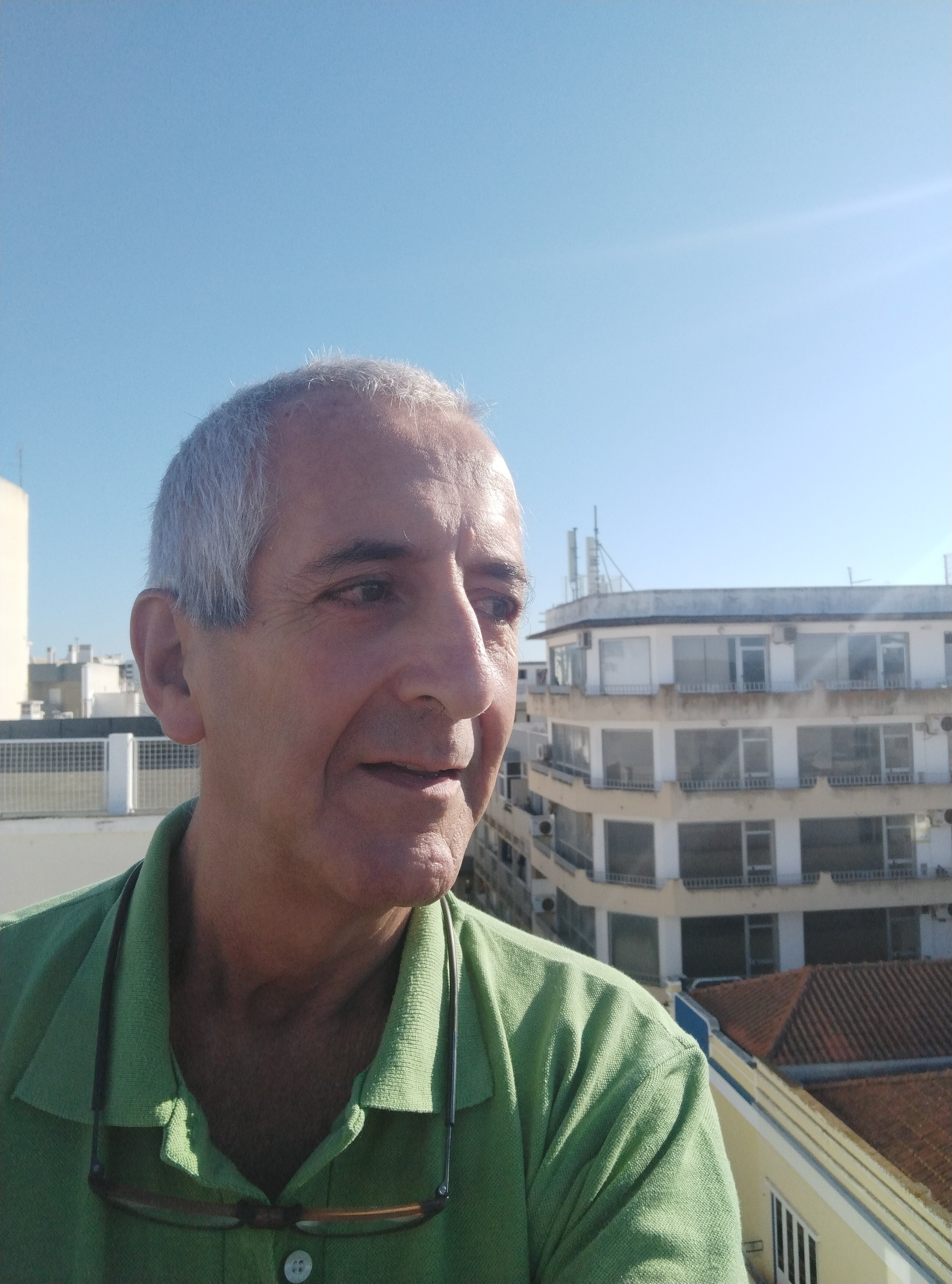 梅德旅馆-官方