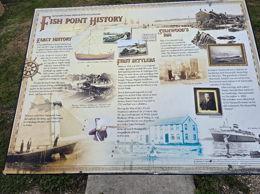 Bunker Island Lighthouse-Yarmouth必去景点