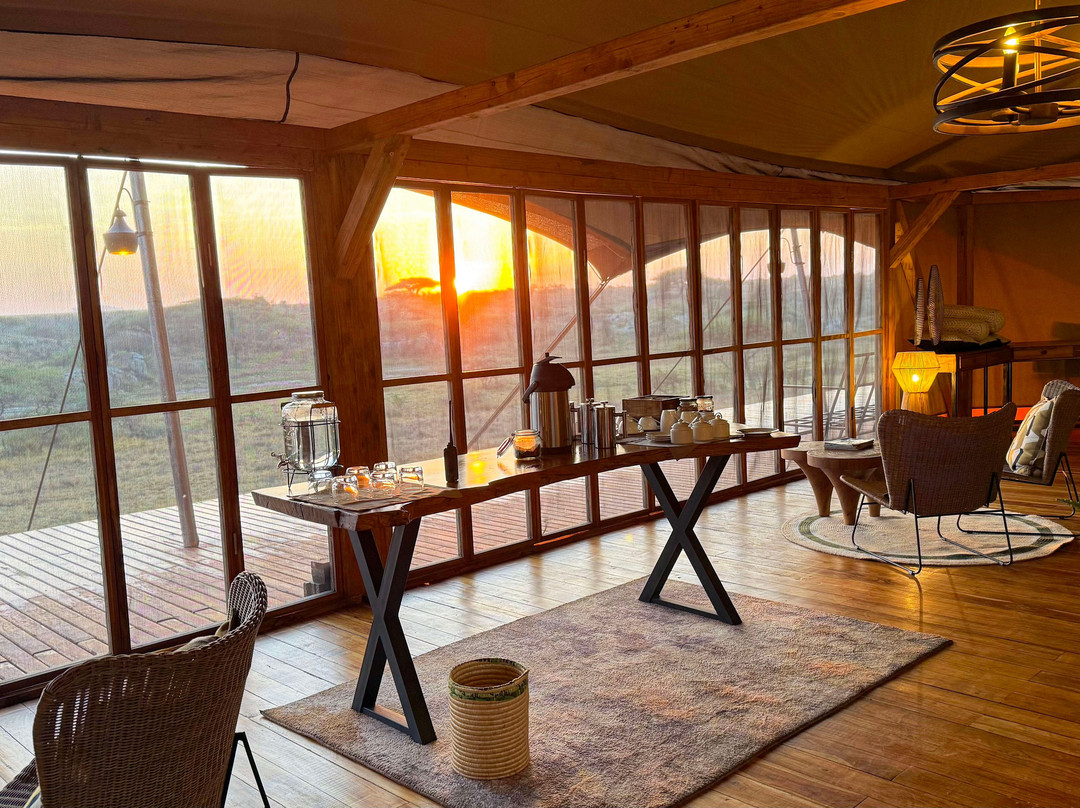 Serengeti Plains Camp, Topguides Bush Camps Ltd-Seronera必去景点