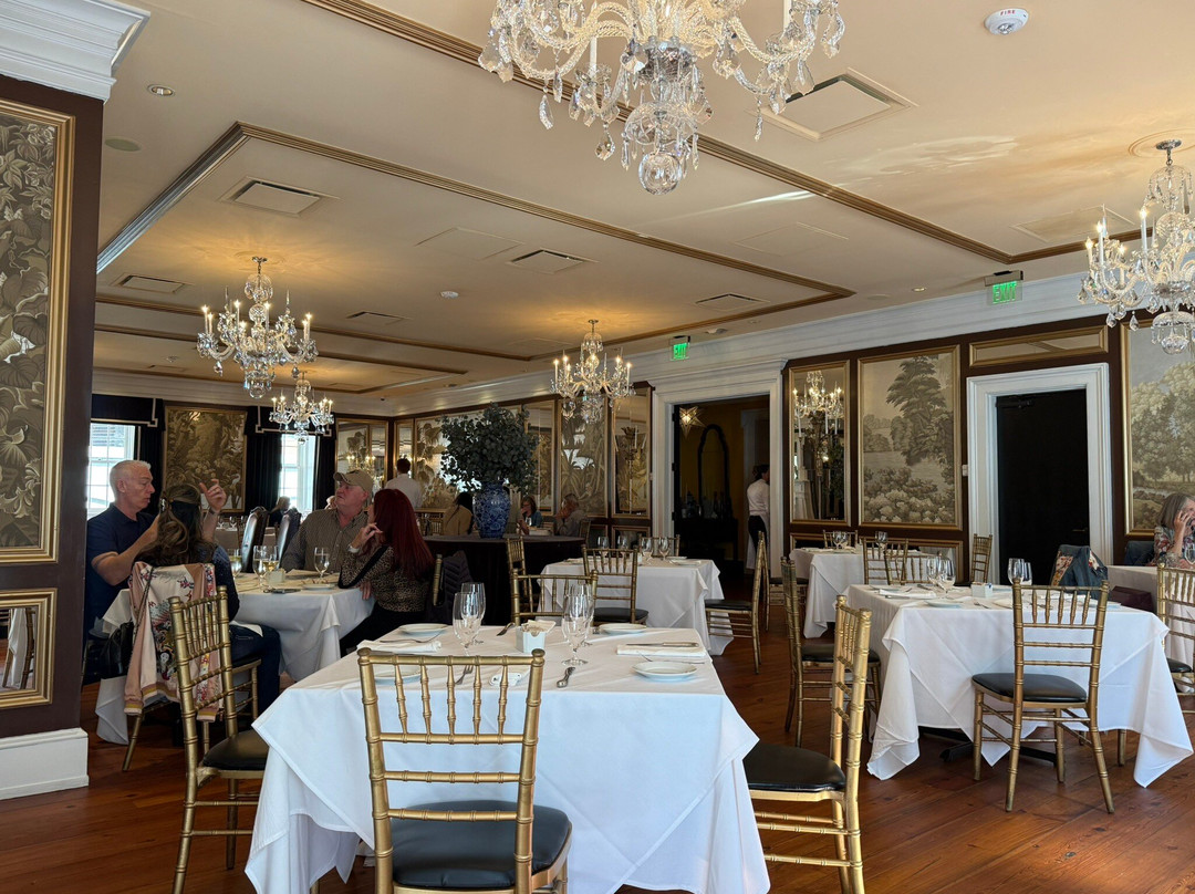 Olde Pink House Restaurant