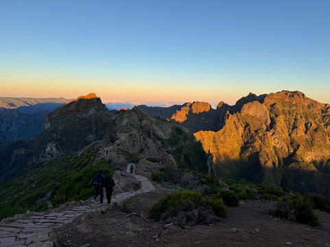 Hiking Transfers-沙尔必去景点