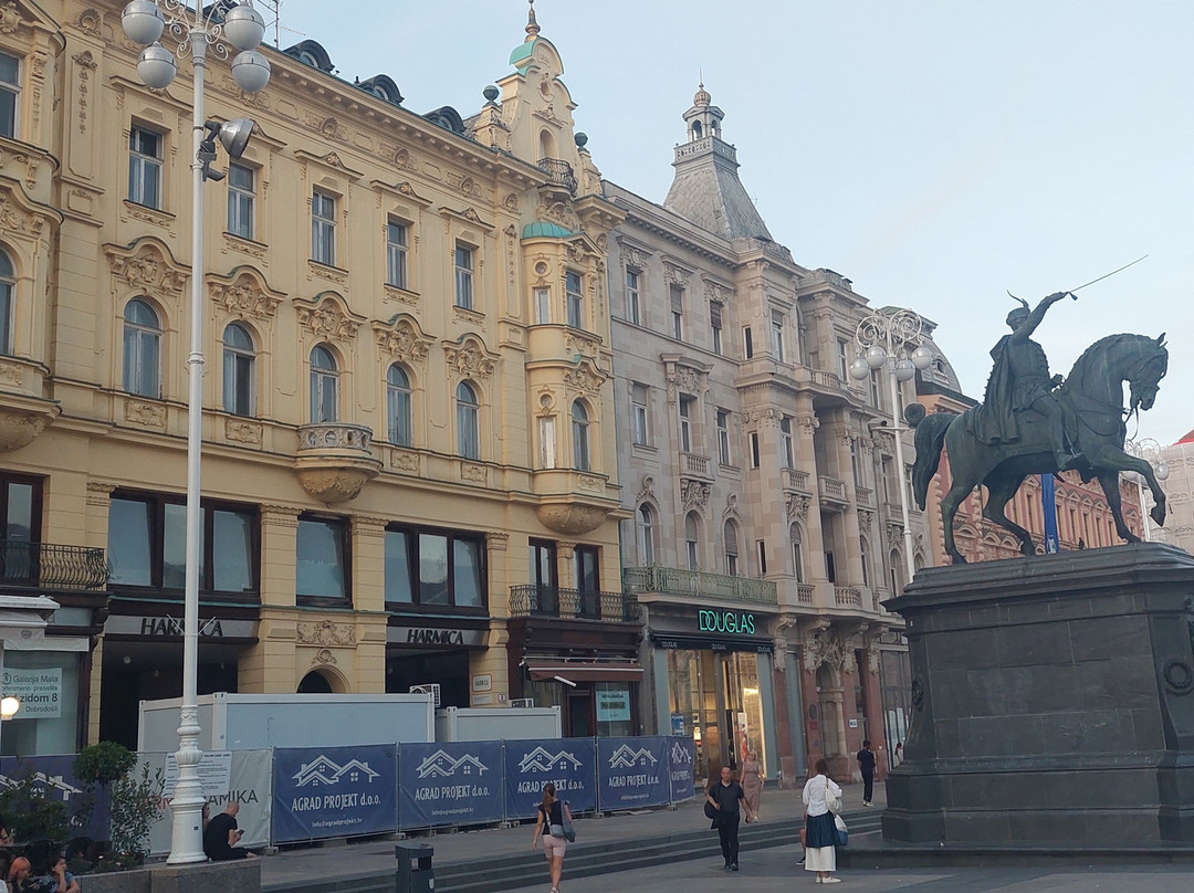 Ban Josip Jelačić Square-萨格勒布必去景点