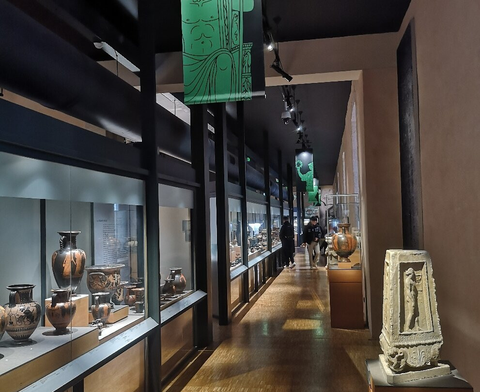 老救济院中心-马赛必去景点