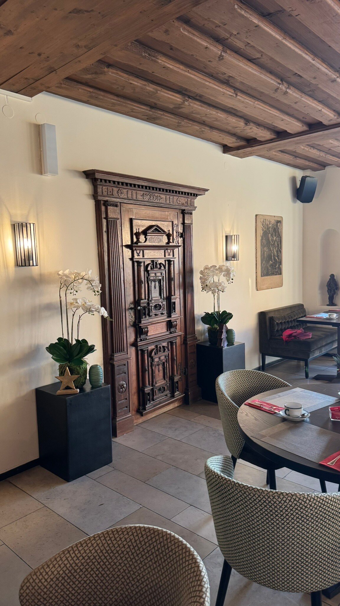 埃森胡特酒店-官方